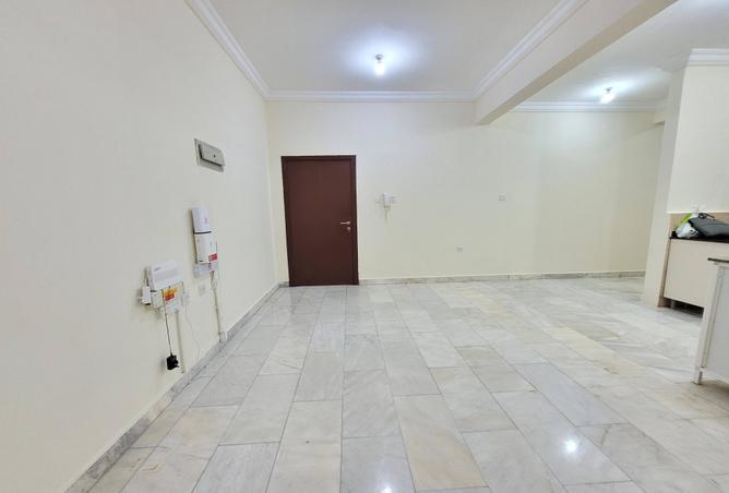 949646 - Property Image 3