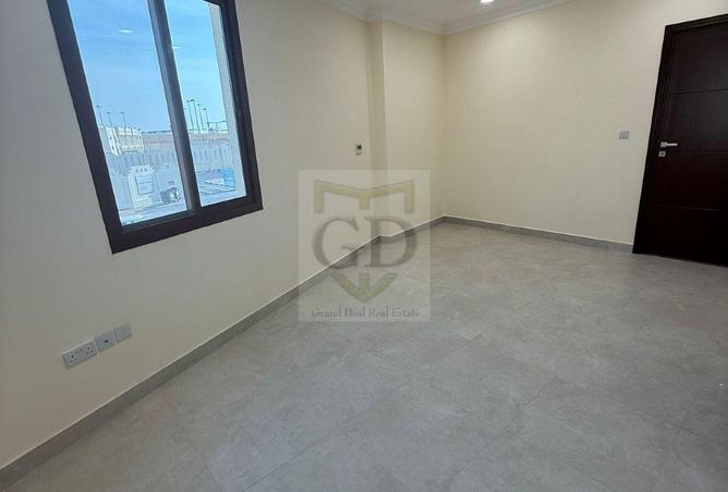 1008621 - Property Image 2