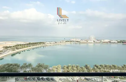Apartment - 2 Bedrooms - 4 Bathrooms for rent in Marina Tower 02 - Marina District - Lusail