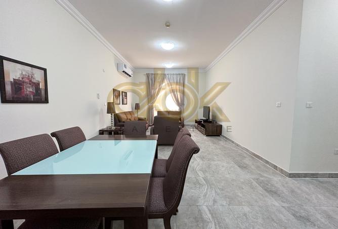 974581 - Property Image 2