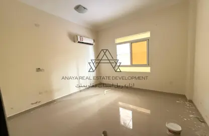 Apartment - 2 Bedrooms - 2 Bathrooms for rent in Al Mansoura - Doha