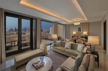 Living Room image for: Apartment - 4 Bedrooms - 4 Bathrooms for rent in Mandarin Oriental - Doha - Msheireb Downtown Doha - Doha, Image 1