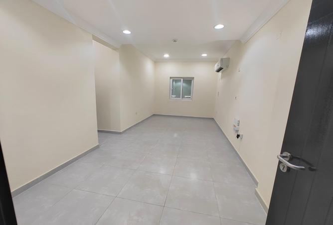 938865 - Property Image 2