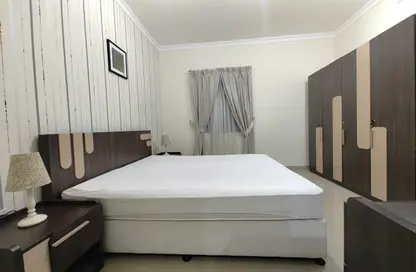 Apartment - 1 Bedroom - 2 Bathrooms for rent in Salaja Street - Doha Al Jadeed - Doha