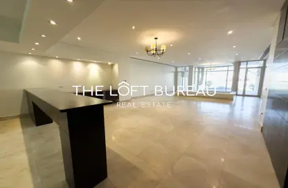 مجمع سكني - 4 غرف نوم - 7 حمامات للايجار في فلل واست باي لاغون - وست باي لاجون - بحيرة وست لاجون - الدوحة