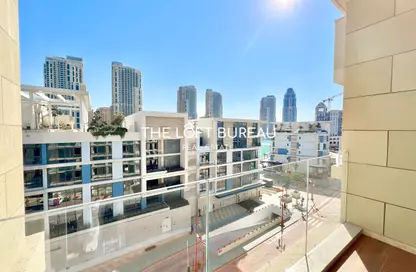 Apartment - 2 Bedrooms - 3 Bathrooms for rent in Gewan Island - The Pearl Island - Doha