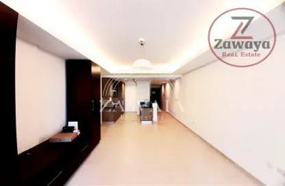 Apartment - Studio - 1 Bathroom for rent in Viva West - Viva Bahriyah - The Pearl Island - Doha