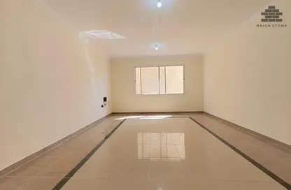 Apartment - 2 Bedrooms - 2 Bathrooms for rent in Al Sadd Road - Al Sadd - Doha