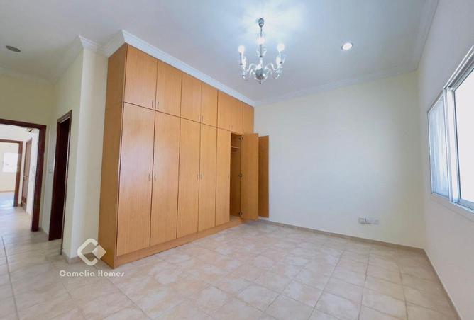 941414 - Property Image 2
