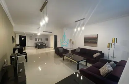 Apartment - 3 Bedrooms - 4 Bathrooms for rent in West Bay - West Bay - Doha