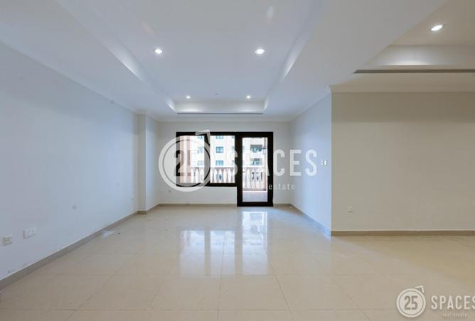 949106 - Property Image 2