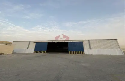 Warehouse - Studio - 1 Bathroom for rent in Industrial Area - Industrial Area - Doha