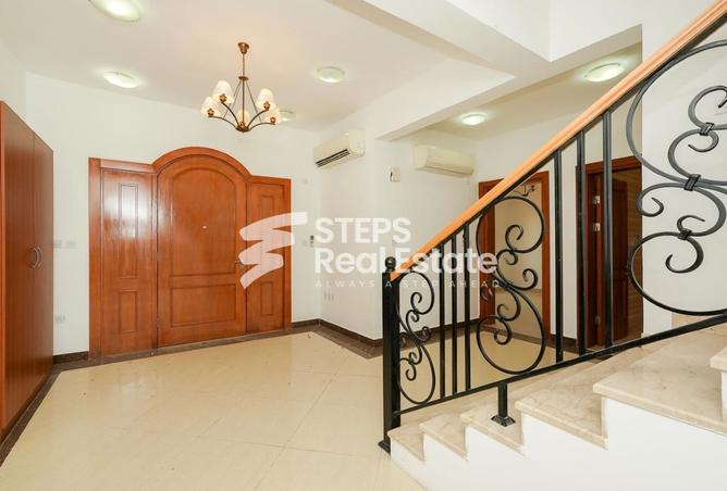 978838 - Property Image 2