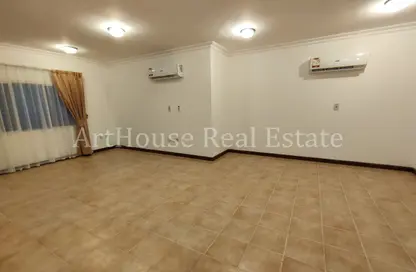 Villa - 3 Bedrooms - 3 Bathrooms for rent in New Salata - Salata - Doha