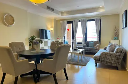 Apartment - 1 Bedroom - 2 Bathrooms for rent in Tower 5 - Porto Arabia - The Pearl Island - Doha