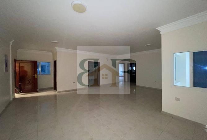 933446 - Property Main Image
