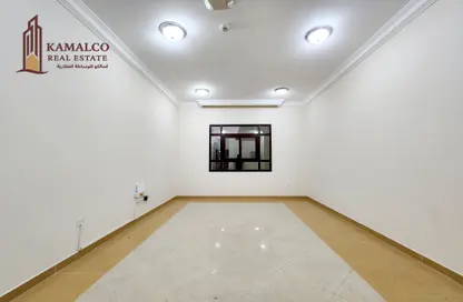 Apartment - 2 Bedrooms - 2 Bathrooms for rent in Al Mansoura - Al Mansoura - Doha