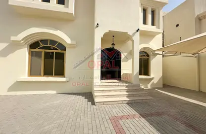 Villa - 6 Bedrooms - 7 Bathrooms for rent in Al Thumama - Al Thumama - Doha