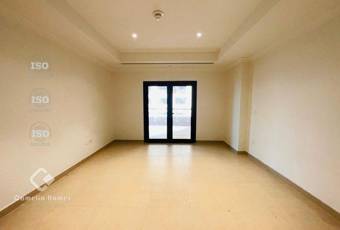 983622 - Property Image 2