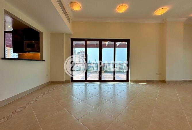 930326 - Property Image 3
