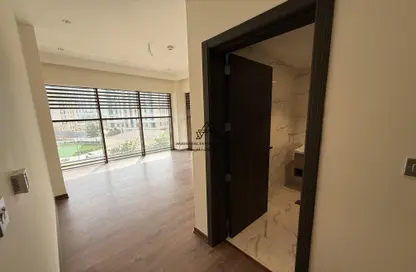 Apartment - 2 Bedrooms - 2 Bathrooms for rent in The Pearl Island - Doha