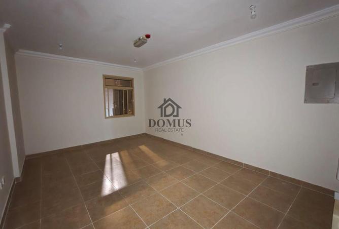 958423 - Property Main Image