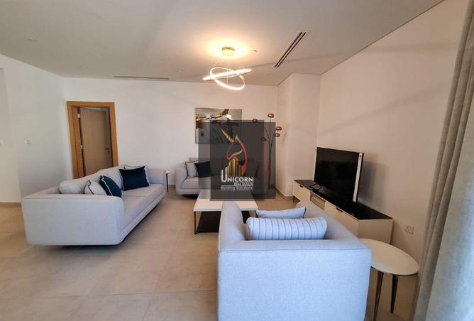 923789 - Property Image 2