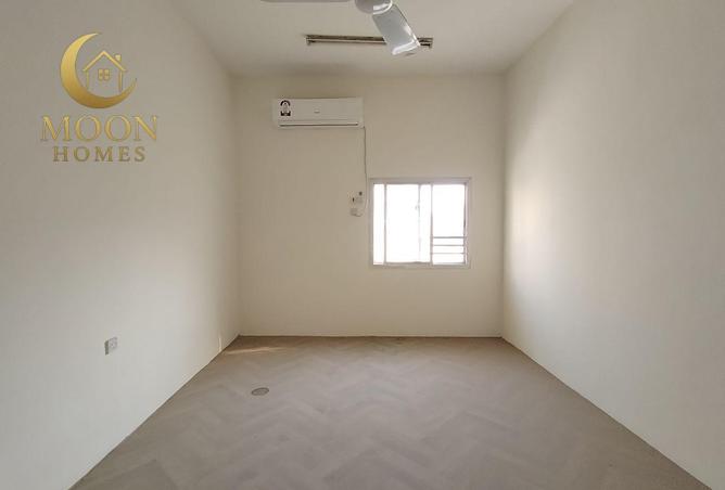 1005908 - Property Image 2