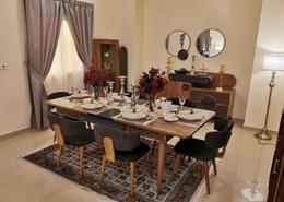 صورةغرفة الطعام لـ: فيلا - 4 غرف نوم - 5 حمامات للكراء في شارع  بو هامو - أبو هامور - الدوحة, صورة 1