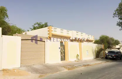 Villa - 4 Bedrooms - 3 Bathrooms for sale in Muaither South - Muaither South - Muaither Area - Doha