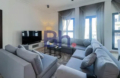 Apartment - 2 Bedrooms - 3 Bathrooms for sale in Carnaval - Qanat Quartier - The Pearl Island - Doha