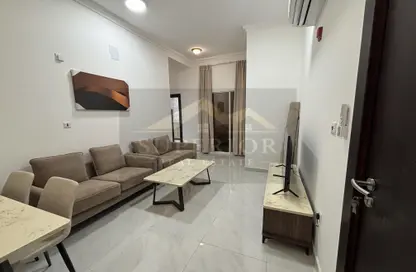 Apartment - 2 Bedrooms - 2 Bathrooms for rent in Asim Bin Omar Street - Al Mansoura - Doha