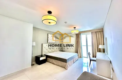 Apartment - 1 Bedroom - 2 Bathrooms for sale in Marina Residences 195 - Marina District - Lusail