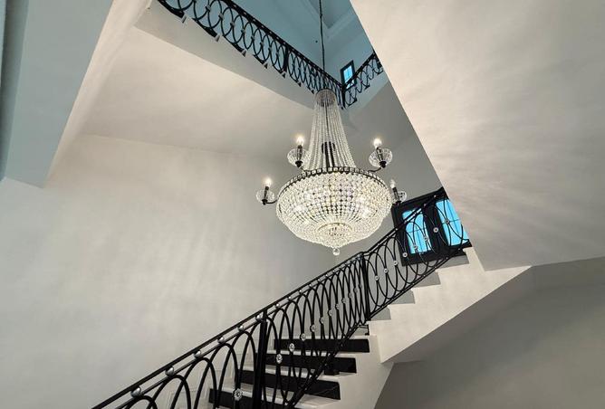 989450 - Property Image 2