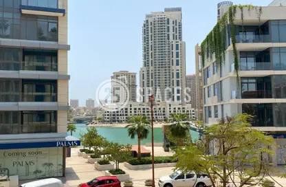 Apartment - 1 Bedroom - 2 Bathrooms for rent in Gewan Island - The Pearl Island - Doha