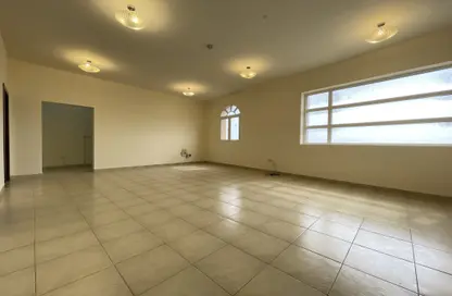 شقة - 2 غرف نوم - 3 حمامات للايجار في 28  نجمة - شارع ابن درهم - نجمة - الدوحة