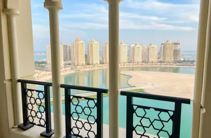 Apartment - 2 Bedrooms - 3 Bathrooms for rent in Viva West - Viva Bahriyah - The Pearl Island - Doha