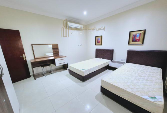 996237 - Property Image 2