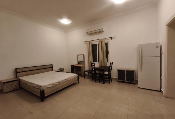918829 - Property Image 2