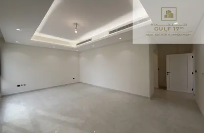 فيلا - 8 غرف نوم - 8 حمامات للبيع في العب - الخيصة - أم صلال محمد