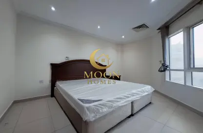 Apartment - 1 Bedroom - 1 Bathroom for rent in Umm Ghwailina Comm - Umm Ghuwalina - Umm Ghuwailina - Doha