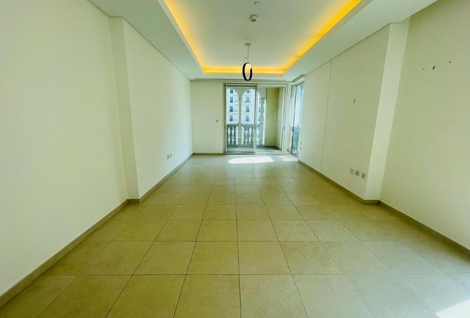 982115 - Property Image 3