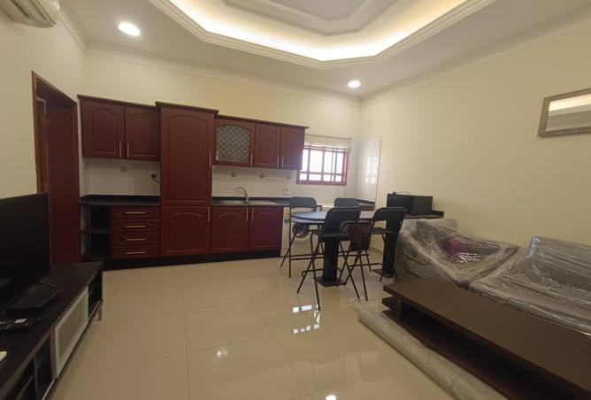 998989 - Property Main Image