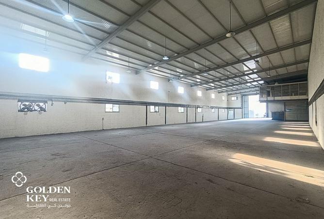 955934 - Property Image 2