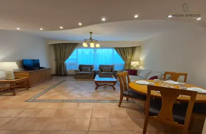 Apartment - 2 Bedrooms - 3 Bathrooms for rent in Al Sadd Road - Al Sadd - Doha