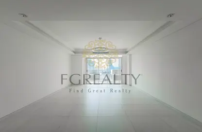 Apartment - 2 Bedrooms - 2 Bathrooms for rent in Gewan Island - The Pearl Island - Doha