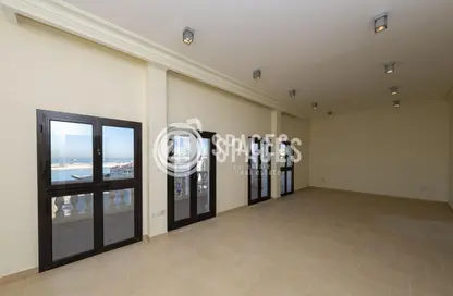 Apartment - 2 Bedrooms - 3 Bathrooms for rent in Teatro - Qanat Quartier - The Pearl Island - Doha