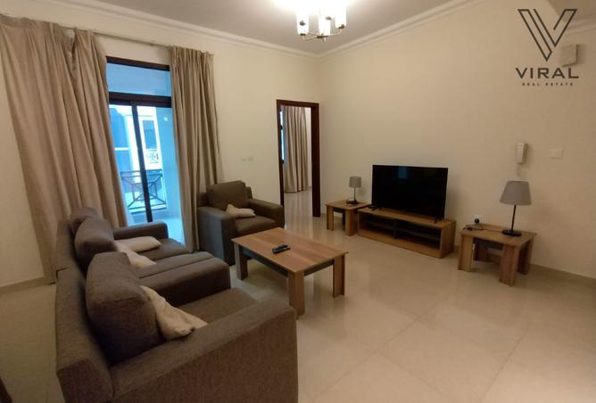 878902 - Property Image 2