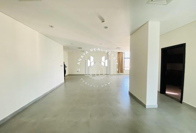 970845 - Property Image 3