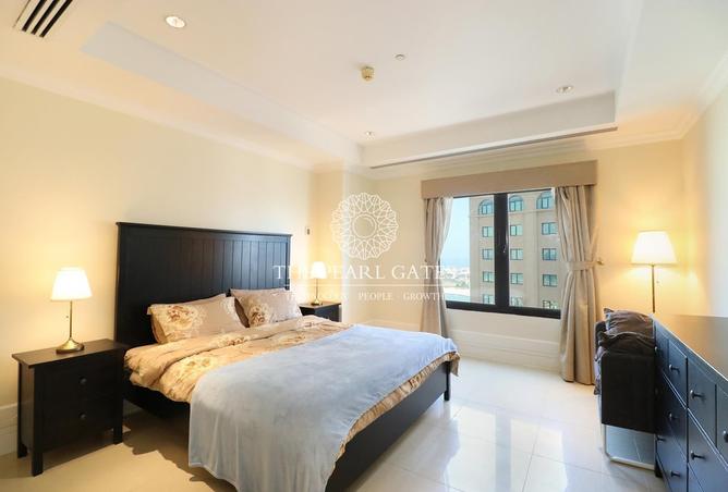 882427 - Property Image 2
